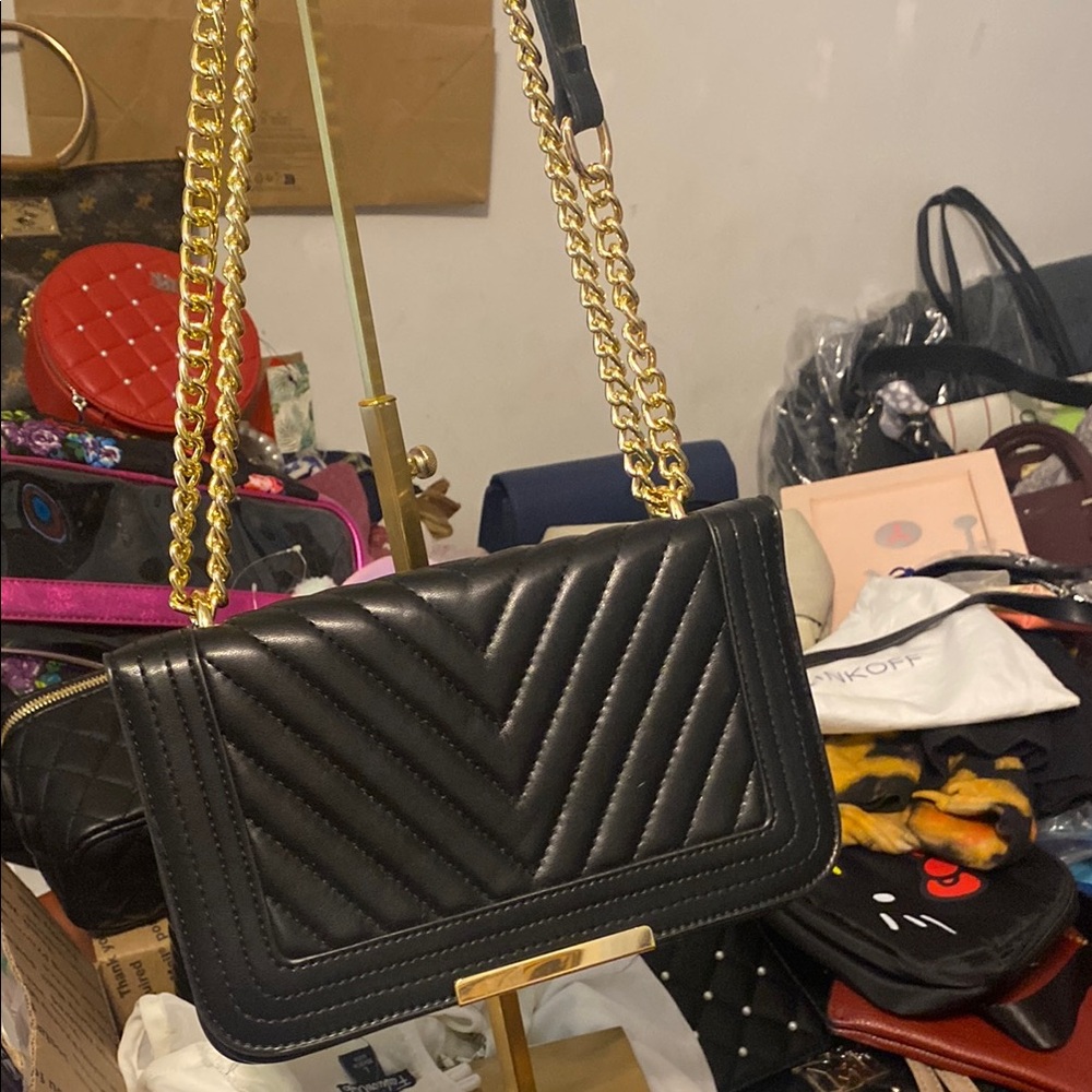Lola Mae Black Quilted Chain Shoulder Bag